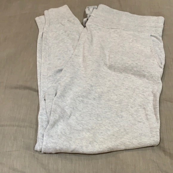 Grey sweatpants - Picture 1 of 2